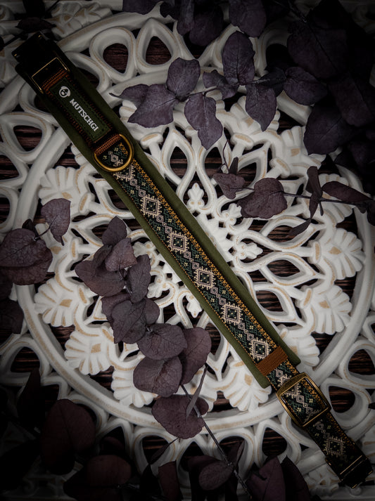 BOHO ESSENCE COLLAR